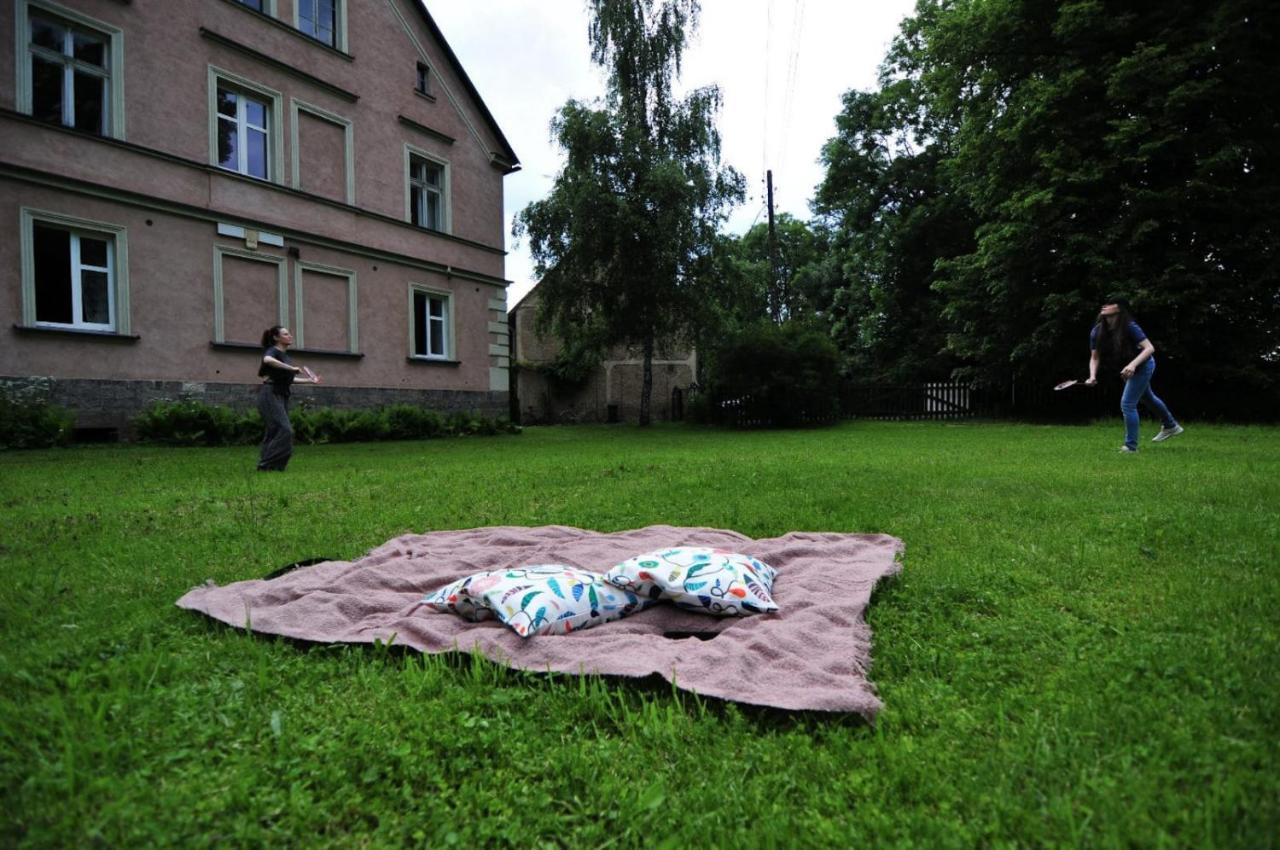Hotel Pokoje W Starym Mlynie Kudowa-Zdrój Exterior foto